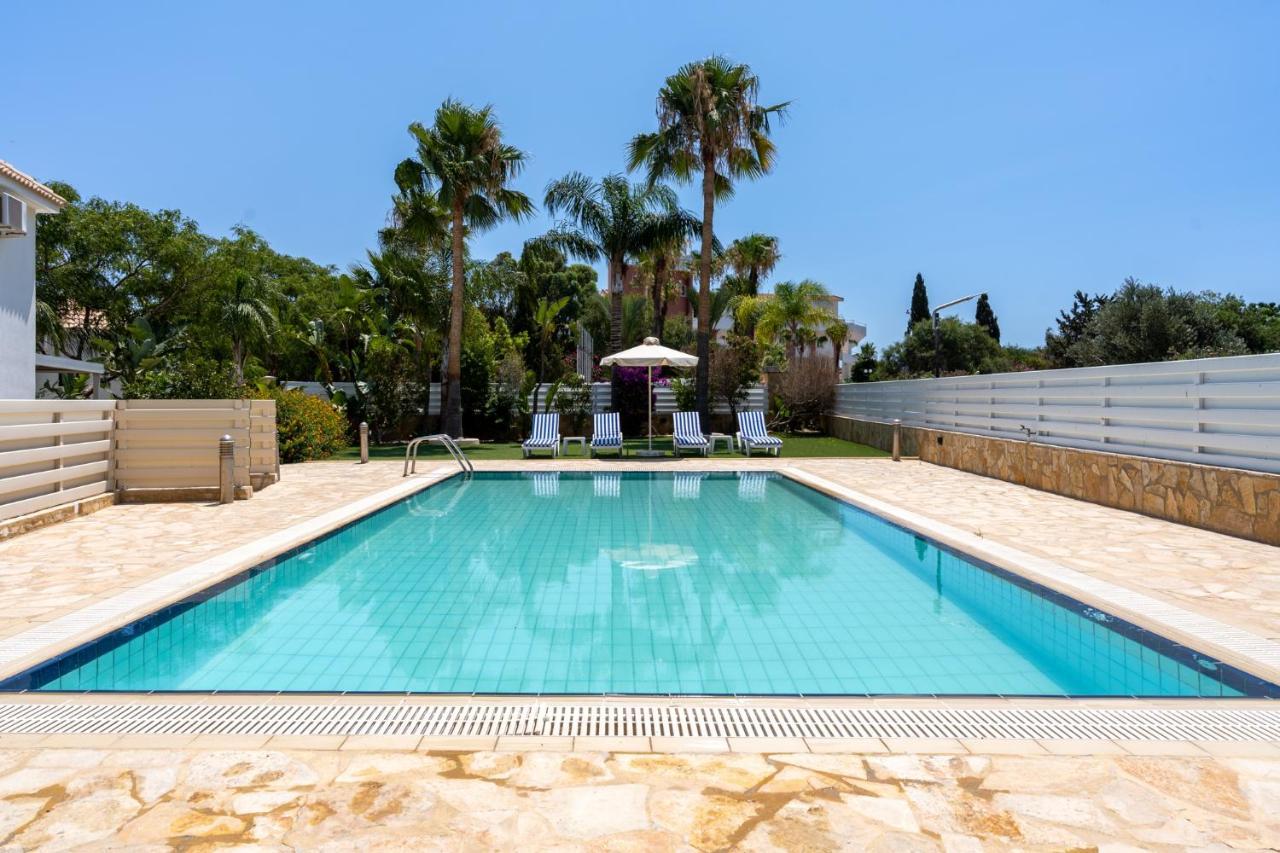 Lime 3-Bedroom Villa In Protaras Exterior foto